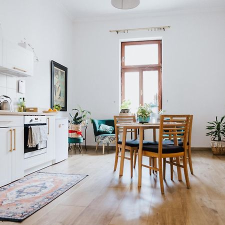 Atticus Apartments Krakau Buitenkant foto