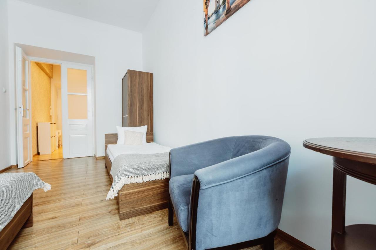 Atticus Apartments Krakau Buitenkant foto