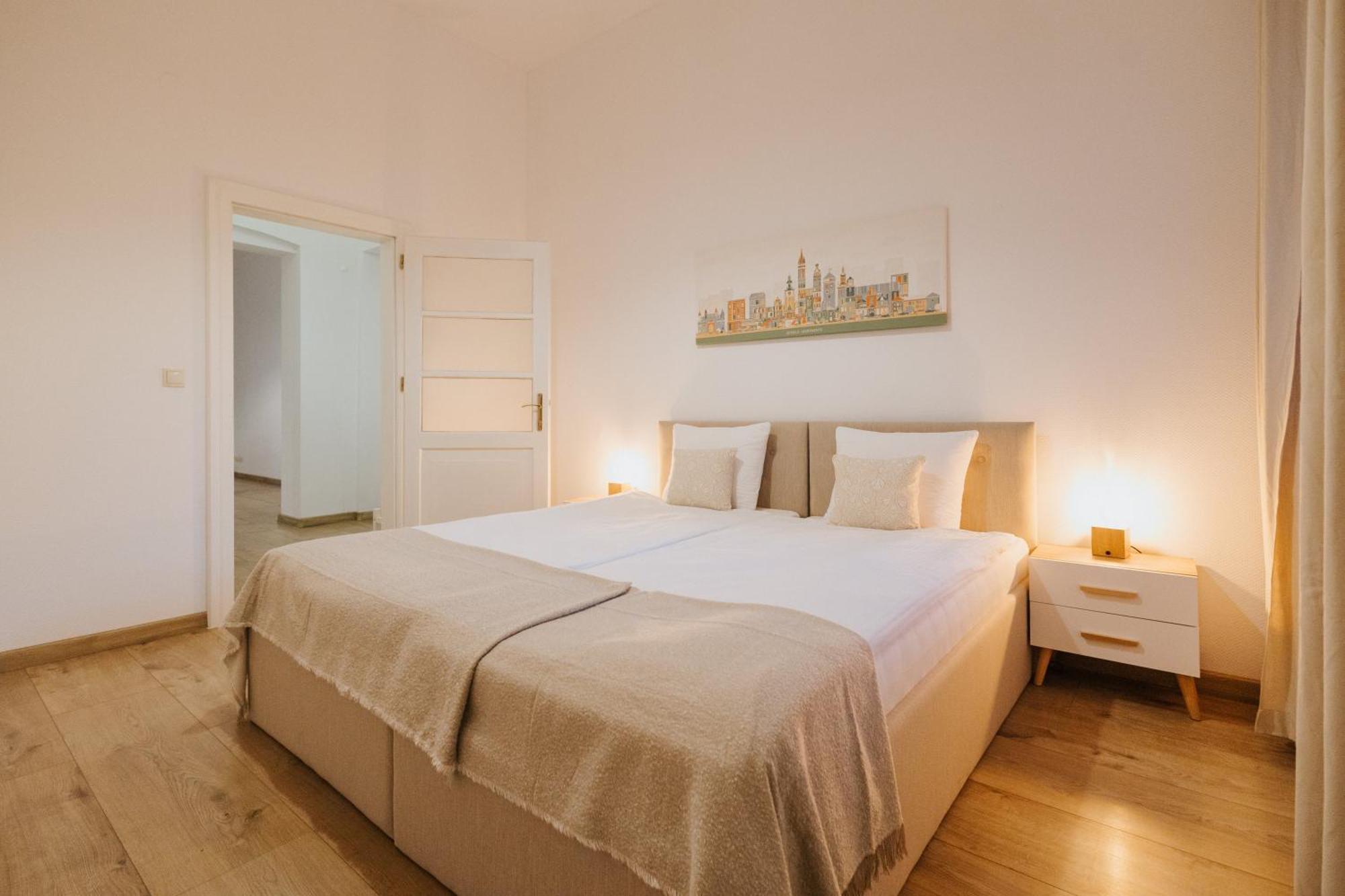 Atticus Apartments Krakau Buitenkant foto