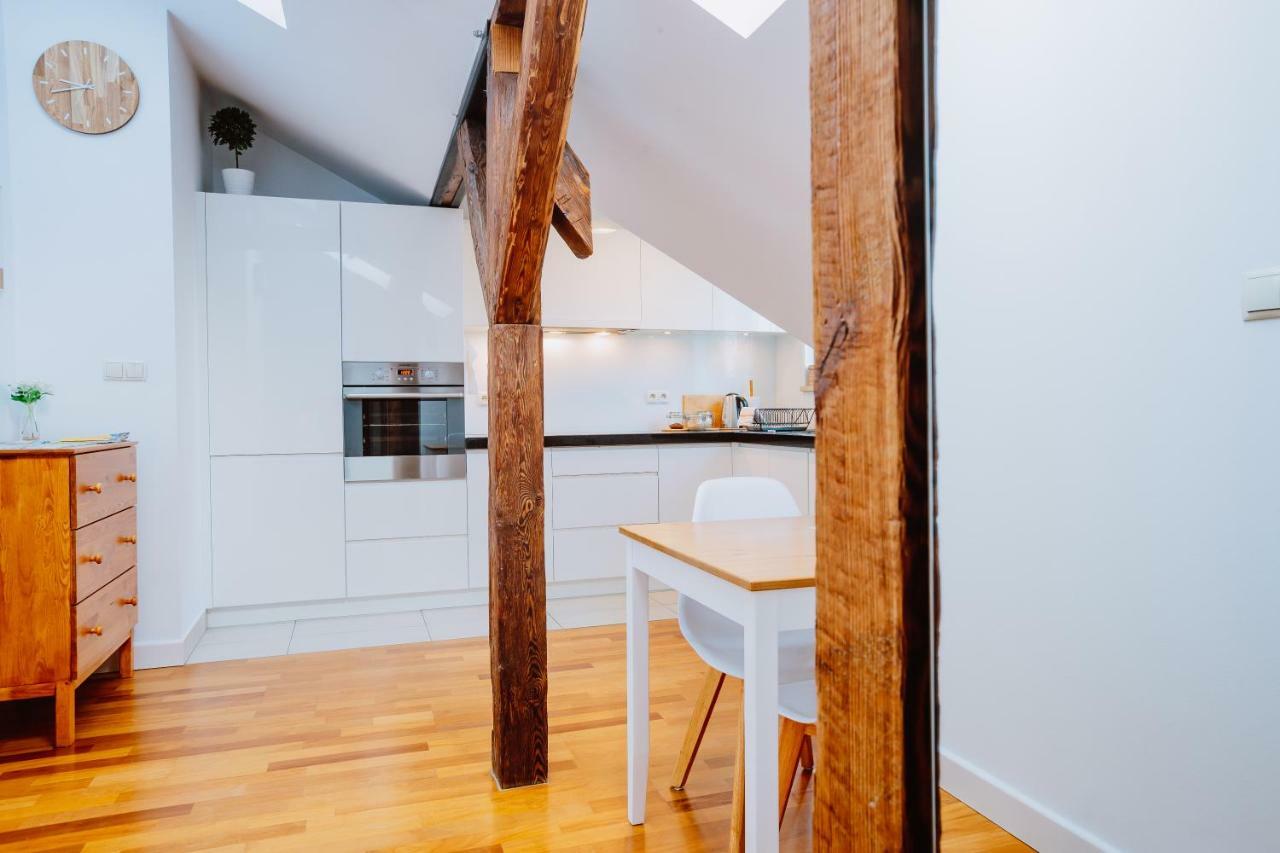 Atticus Apartments Krakau Buitenkant foto