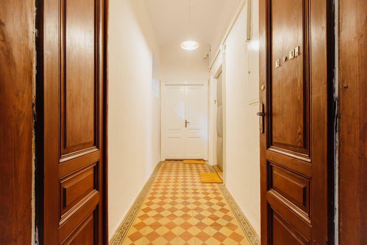 Atticus Apartments Krakau Buitenkant foto