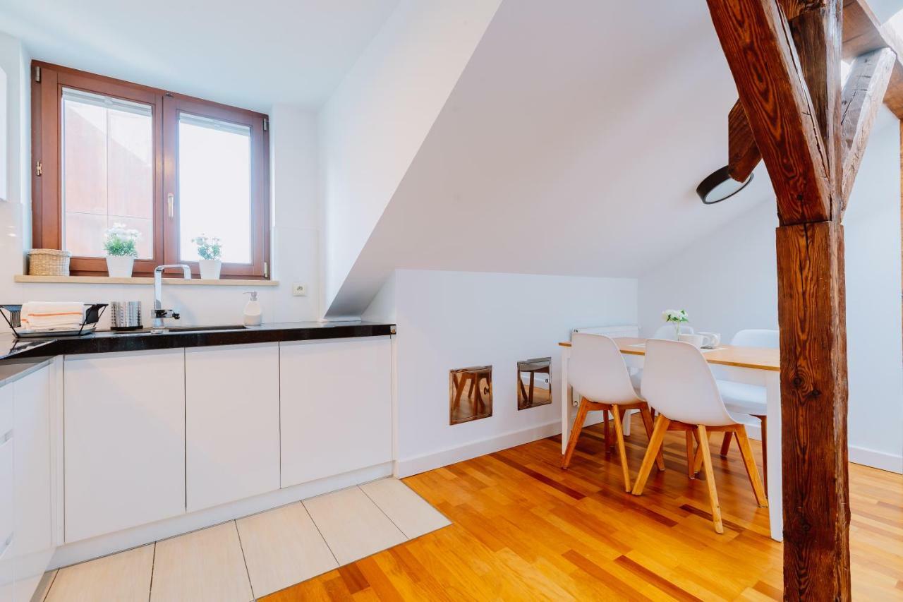 Atticus Apartments Krakau Buitenkant foto