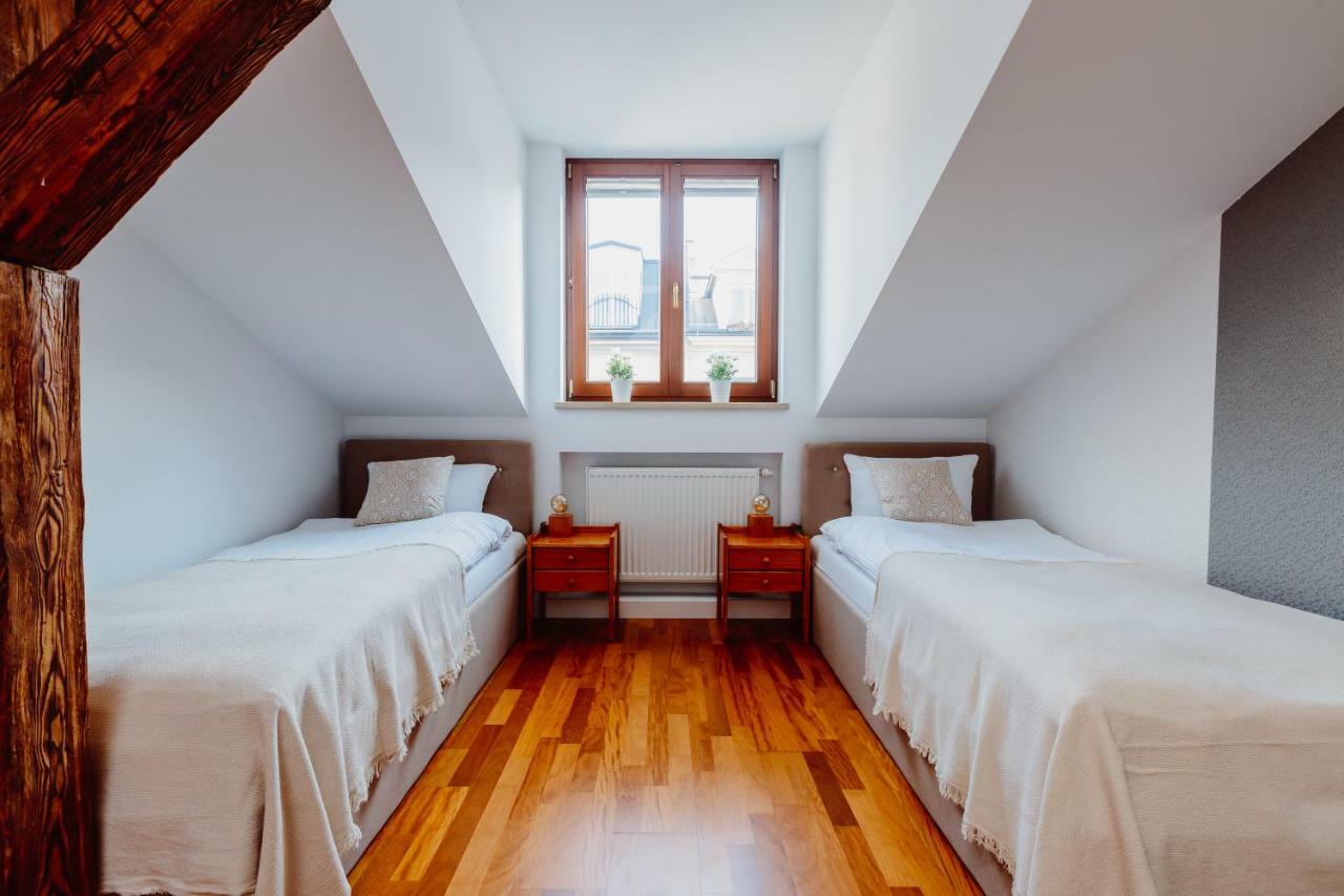 Atticus Apartments Krakau Buitenkant foto