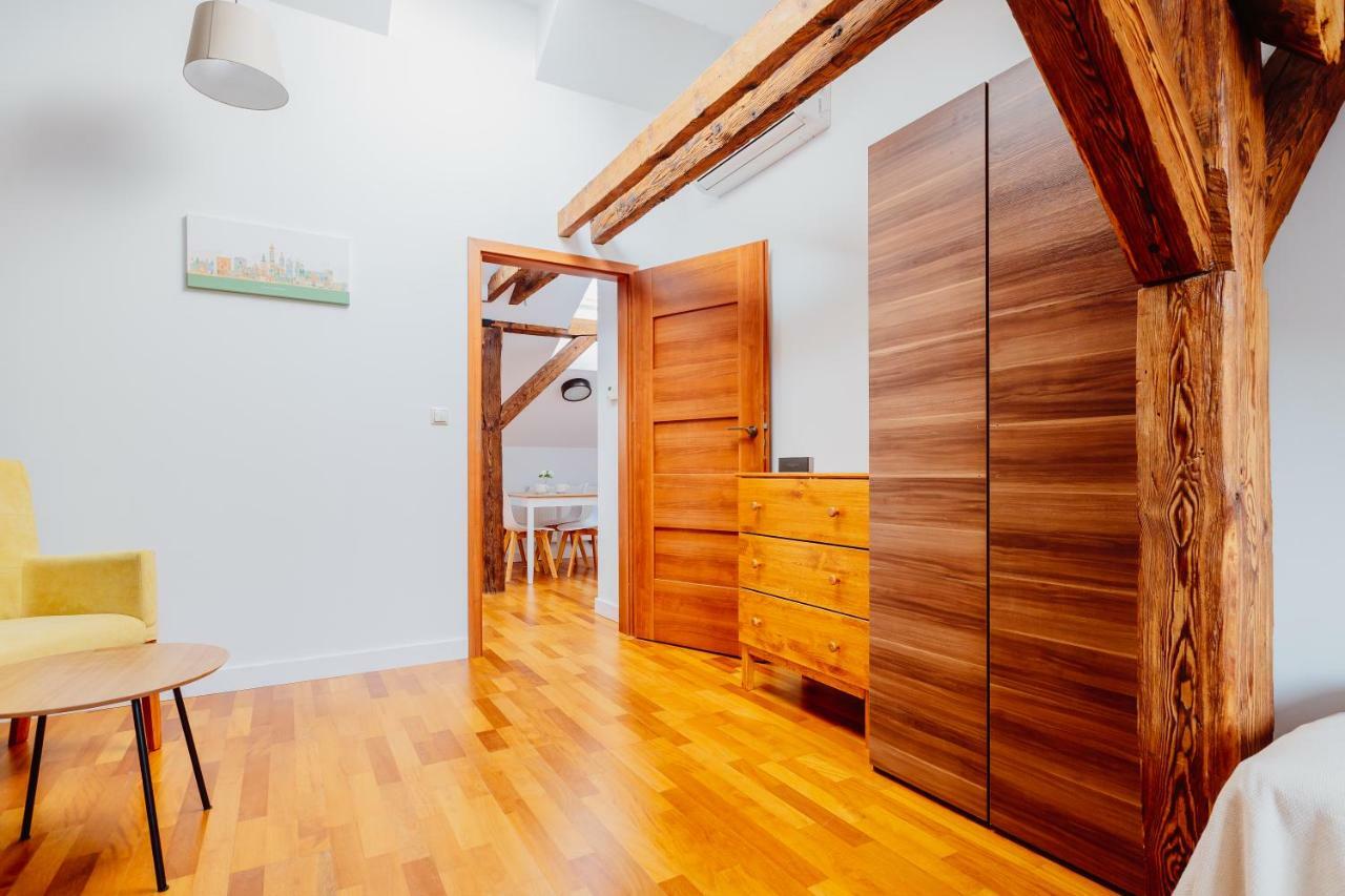 Atticus Apartments Krakau Buitenkant foto